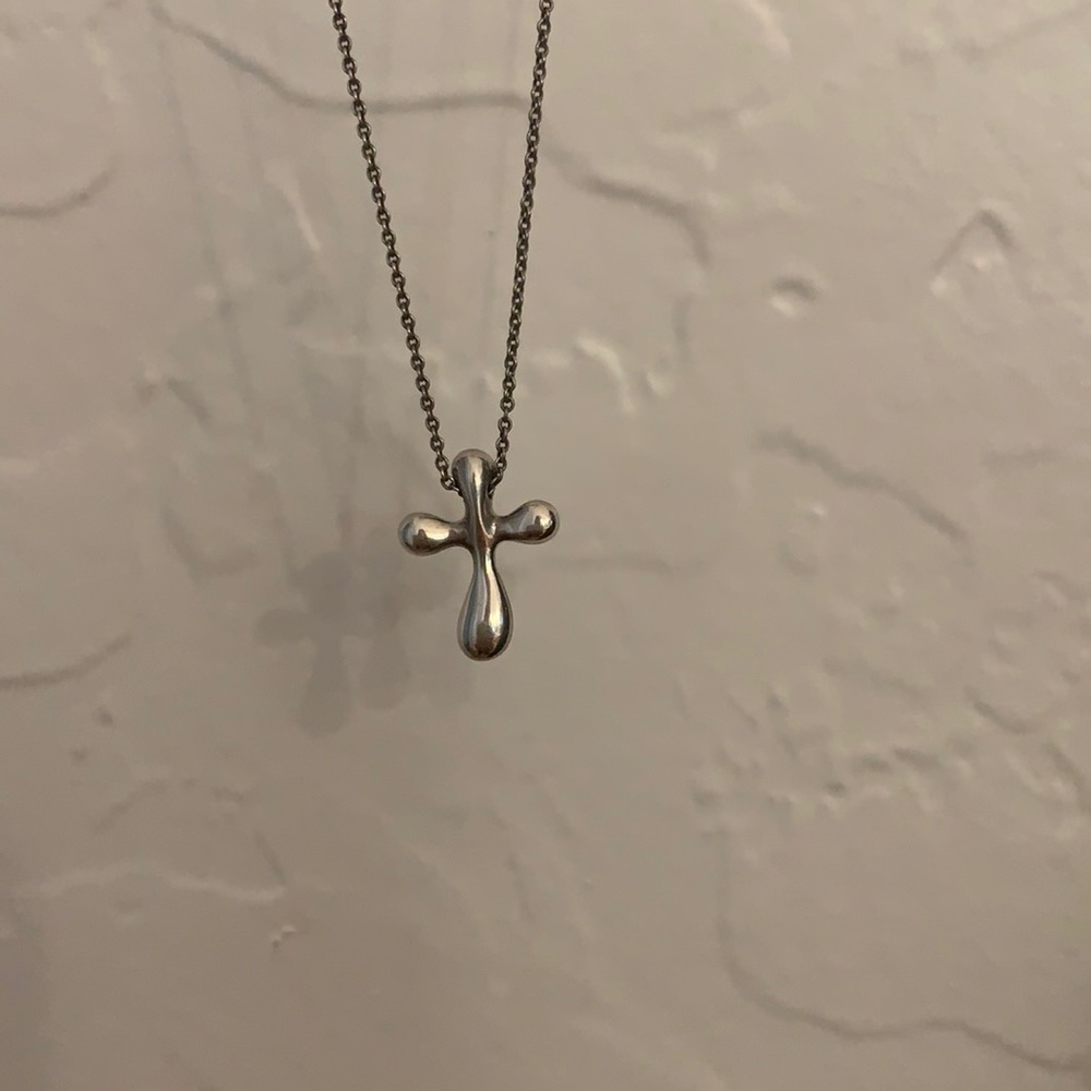 Tiffany’s Peretti cross necklace
